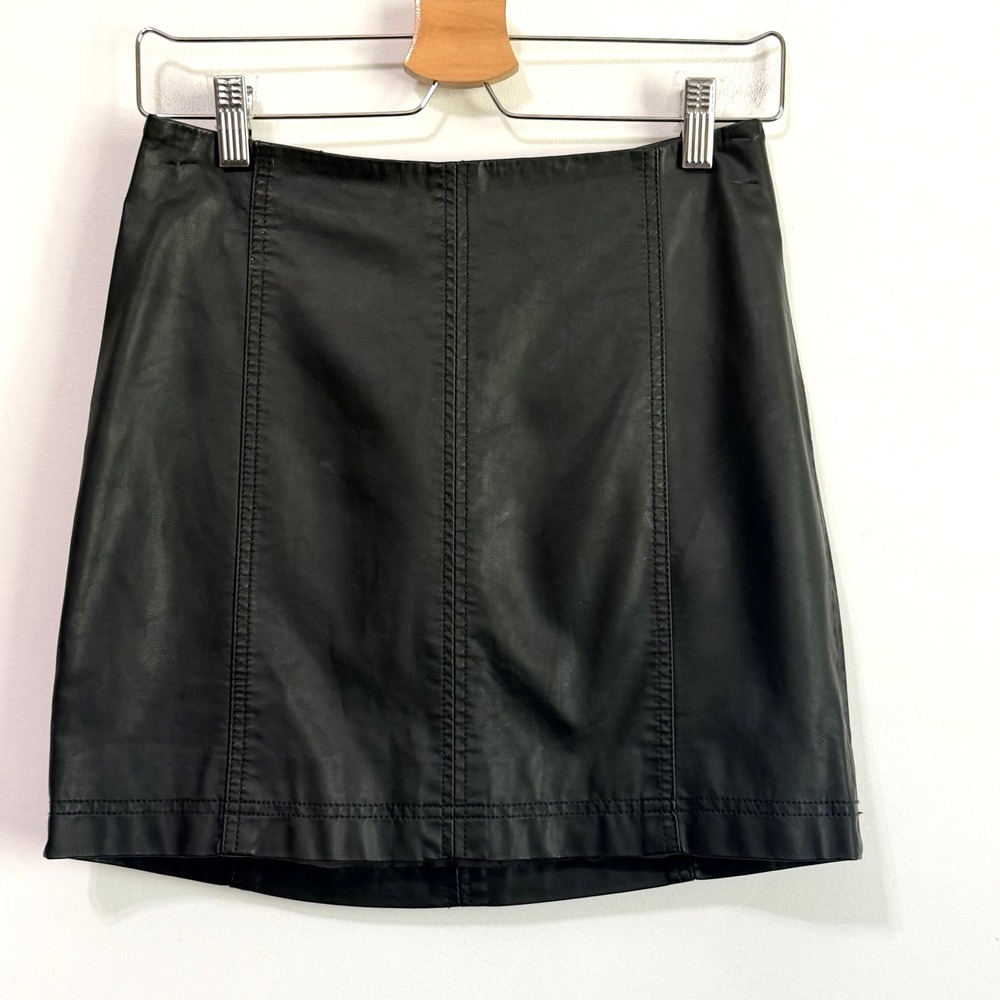 Free People Modern Femme Faux Leather Mini Skirt 4 Black Cocktail Party Sexy